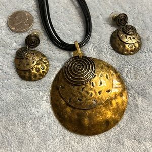 Premier Designs Black Leather Cord Necklace w/ Bronze Pendant Matching Earrings